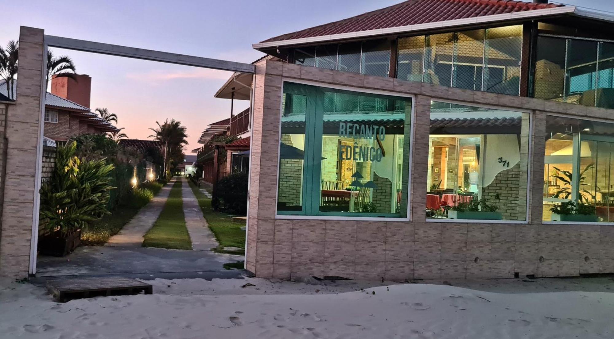 Pousada Recanto Edenico - A Beira Mar Da Praia Ponta Do Papagaio, Palhoca Sc Zewnętrze zdjęcie
